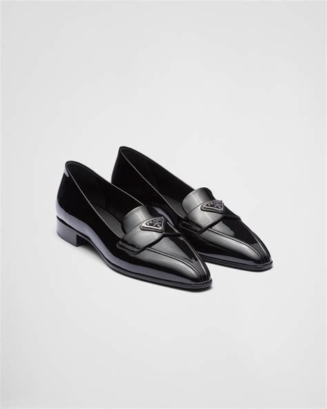 prada scarpe mocassini vernice|Mocassini In Vernice Nero .